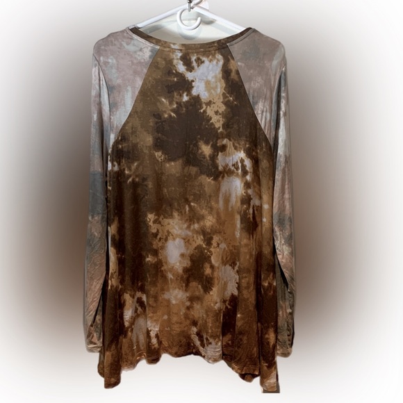 LOGO Boho peplum top with pockets - Picture 2 of 4